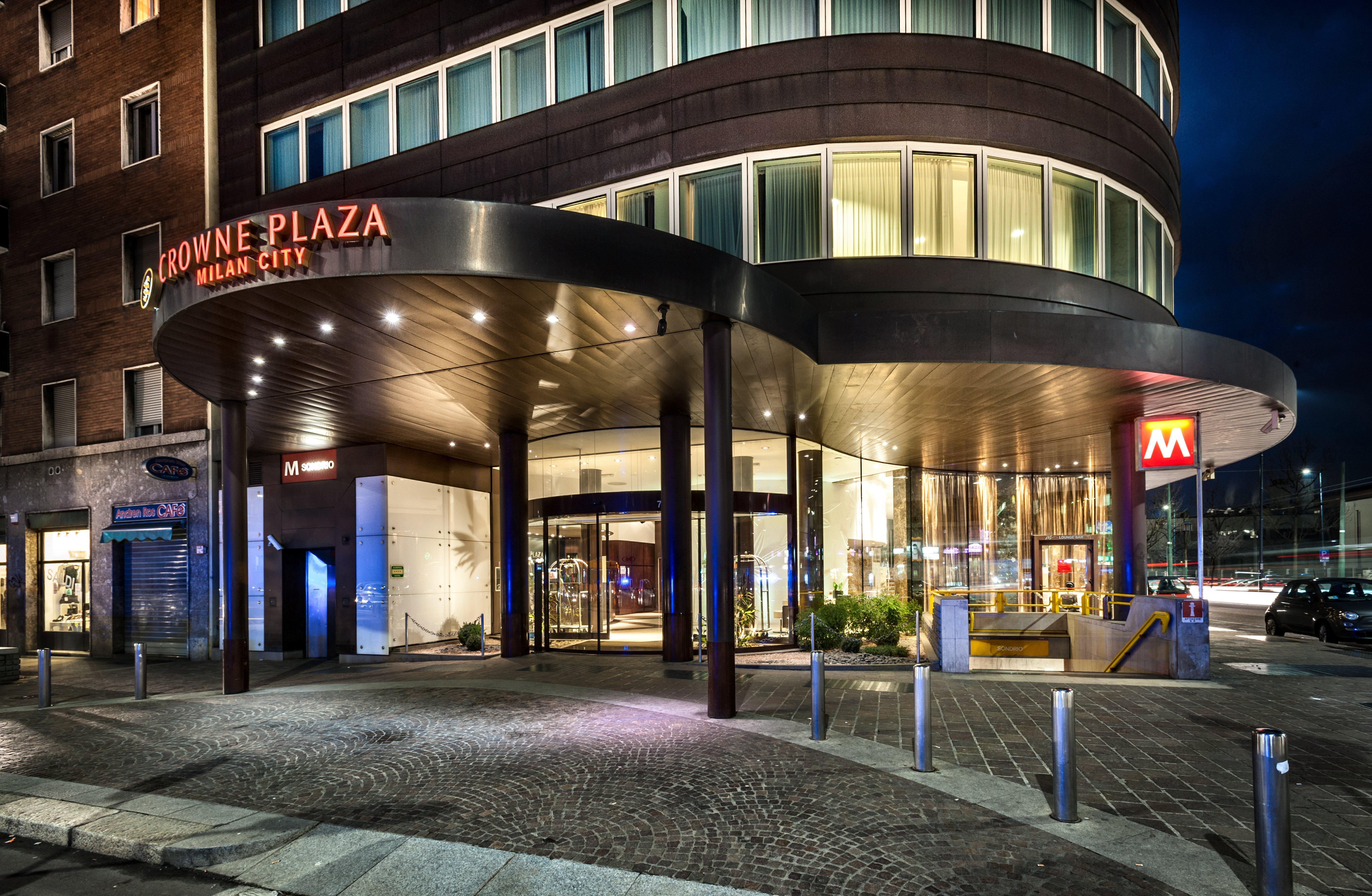 Crowne Plaza Milan City, An Ihg Hotel Exterior photo